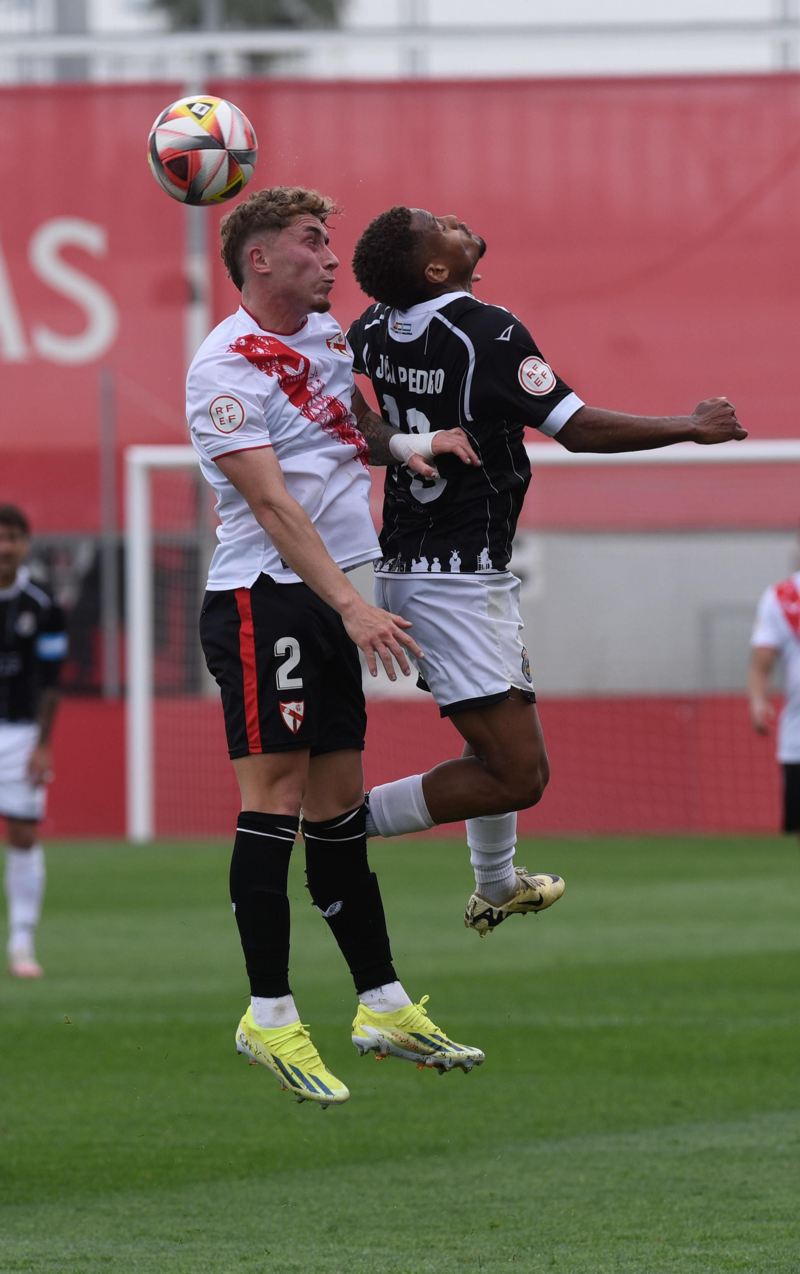 Las fotos del Sevilla Atlético-Balona de Segunda Federación (2-1)