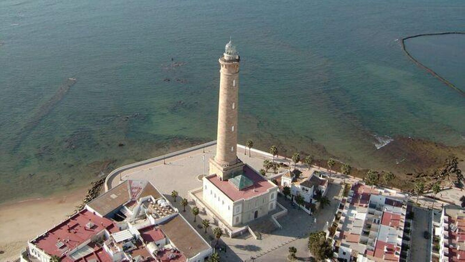 Vistas aéreas del Faro de Chipiona