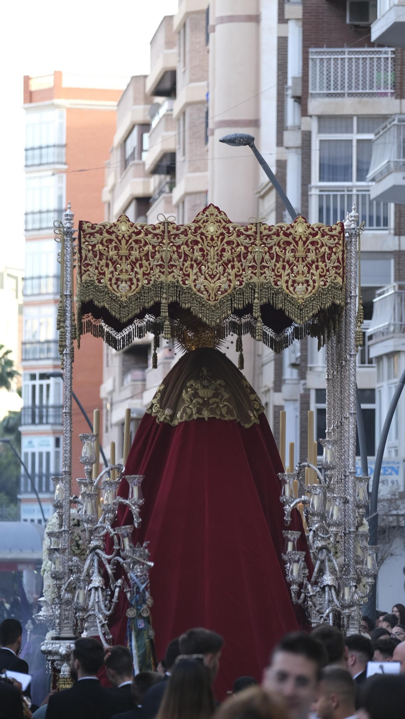 La procesión de Pasión en Almería, en imágenes