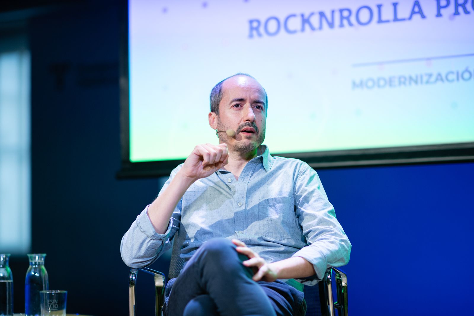 Carlos Moreno, directos de Rocknrolla Producciones