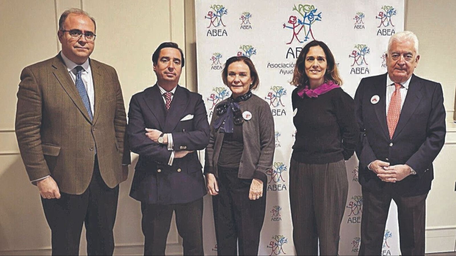 De izquierda a derecha, Carlos Navarro Antolín, José María Garzón, Mariluz Sainz Ruiz-Mateos, Irene Aguilar Sainz y Rafael Aguilar.