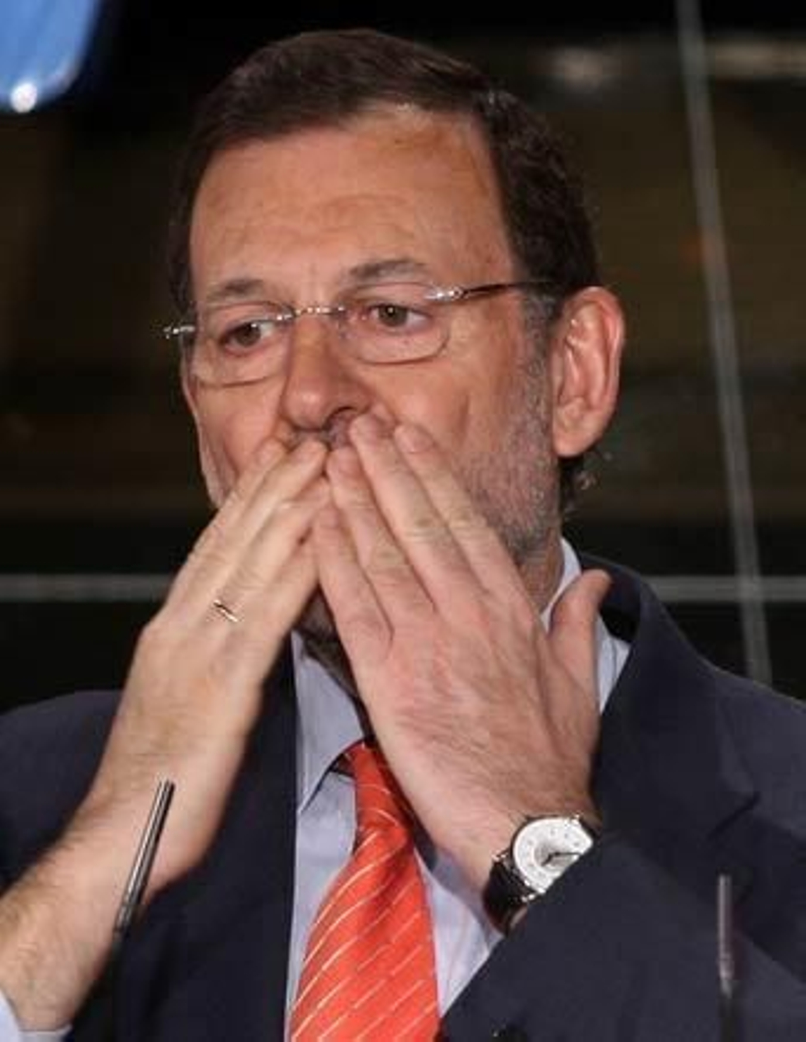 Rajoy asegura que el PP estará "a la altura de las circunstancias"
