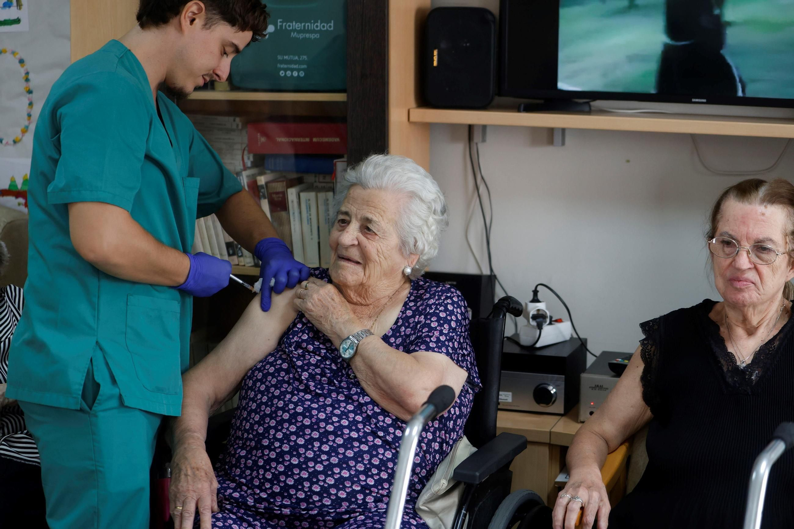 El inicio de la vacunación de la gripe y el Covid en las residencias de Córdoba, en fotos