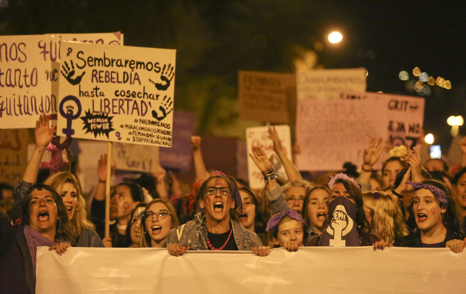 Las imágenes de la manifestación del Día de la Mujer en Málaga