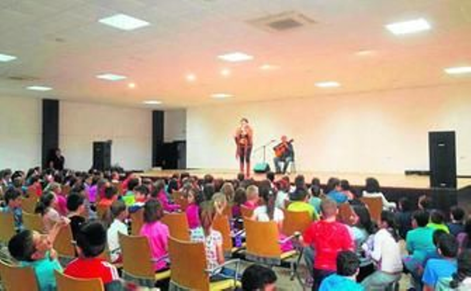 Charla impartida a los alumnos deprimaria del CEIP Concordia de Campohermoso.