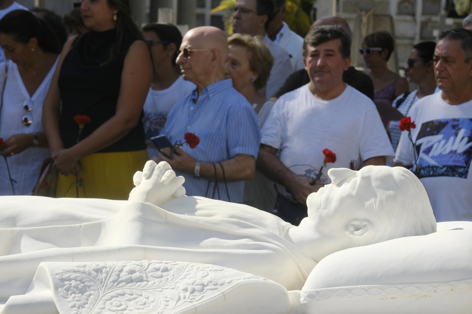 Córdoba recuerda a Manolete en el 75 aniversario de su muerte, en imágenes