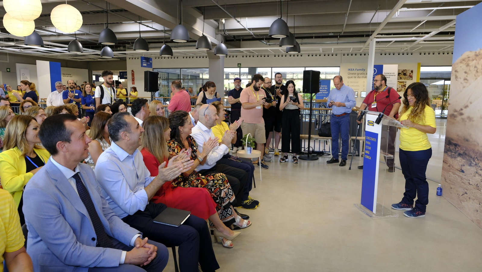 Imágenes de la inauguración de IKEA Almería
