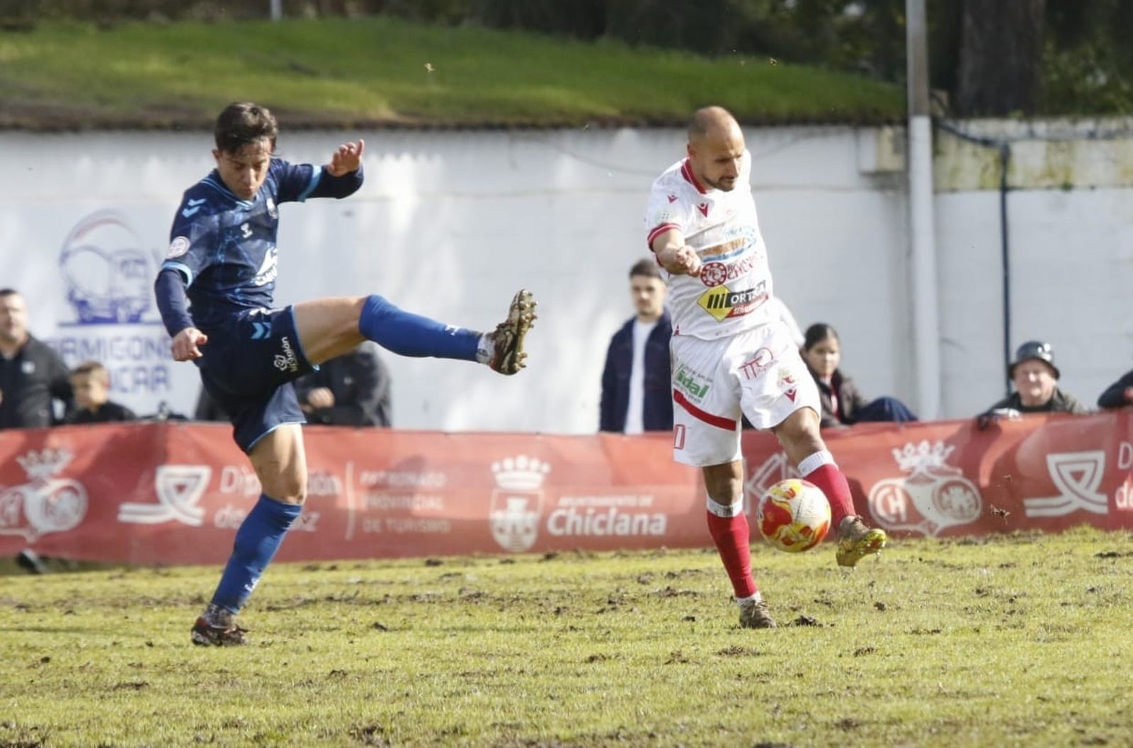 Las fotos del Chiclana - Balona de Tercera Federación (2-4)