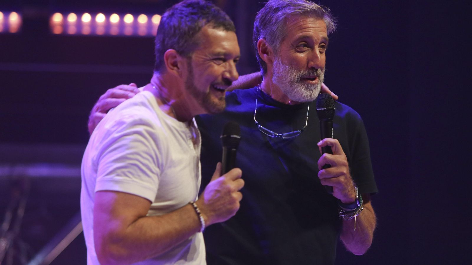 Antonio Banderas y Emilio Aragón en la presentación a la prensa del espectáculo.