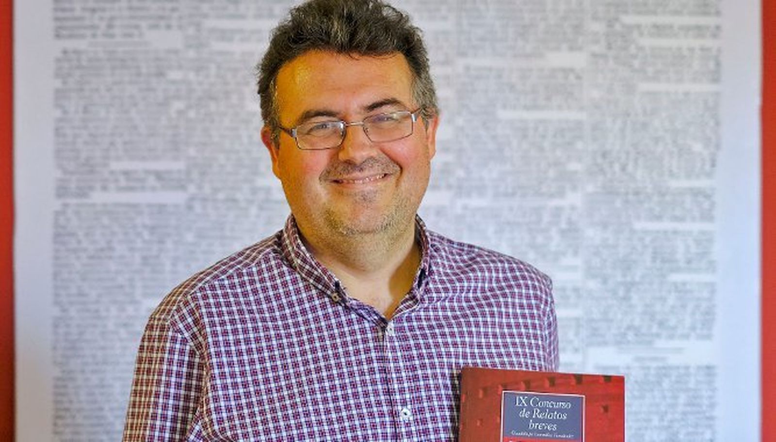 José Ovejero (Madrid, 1958), fotografiado en su visita a Sevilla, donde presentó su nueva obra