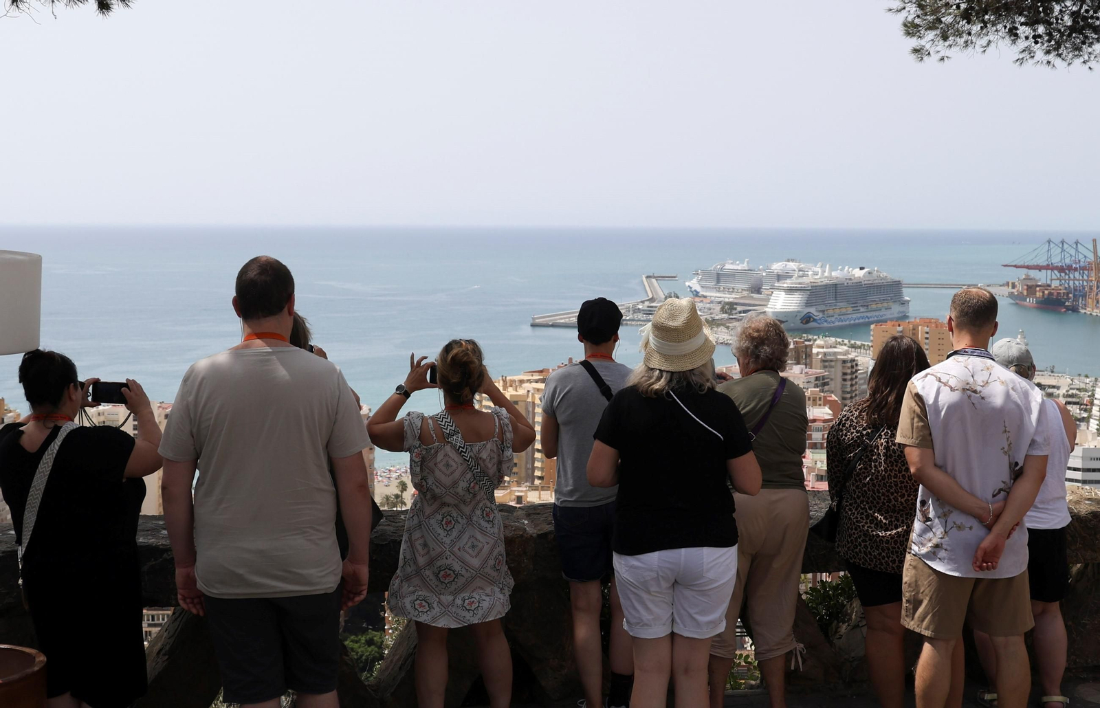 Aluvión de cruceristas en Málaga: 11.566 en un mismo día a bordo de dos buques