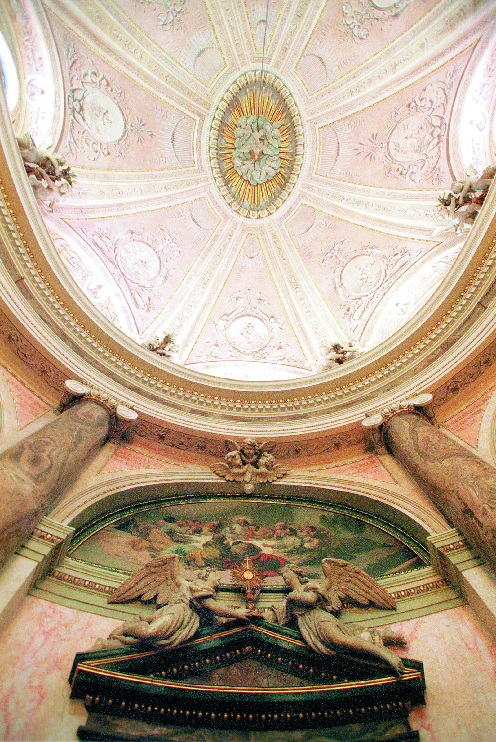 Fresco de Goya en la Santa Cueva.