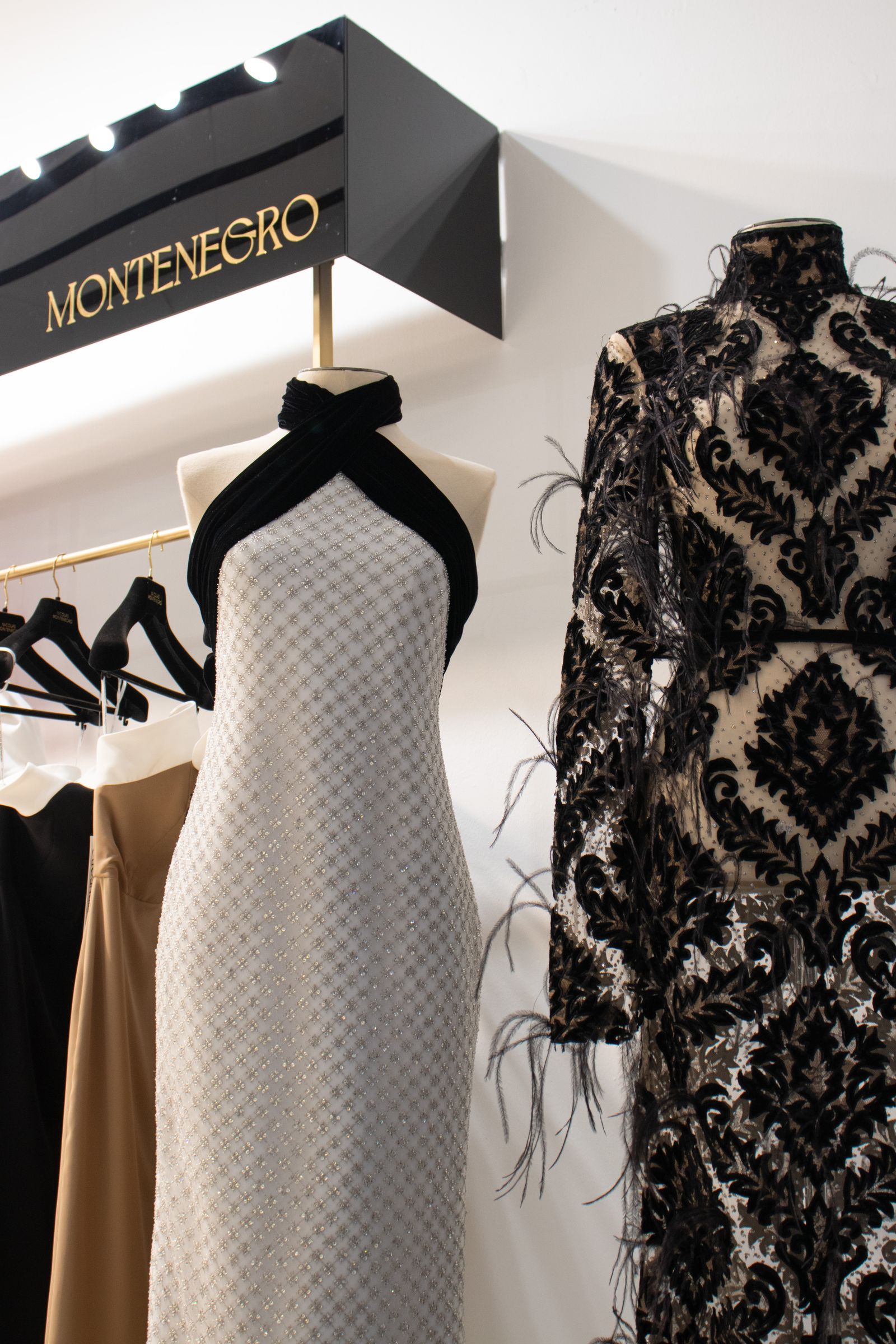 Las joyas de la corona de Nicolás Montenegro, pertenecientes a Manuela Villena y Nieves Álvarez.