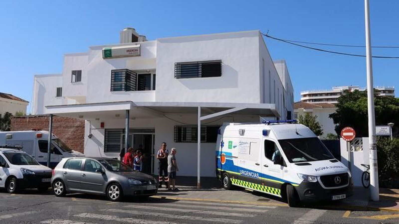 Fachada del centro de salud de Punta Umbría.