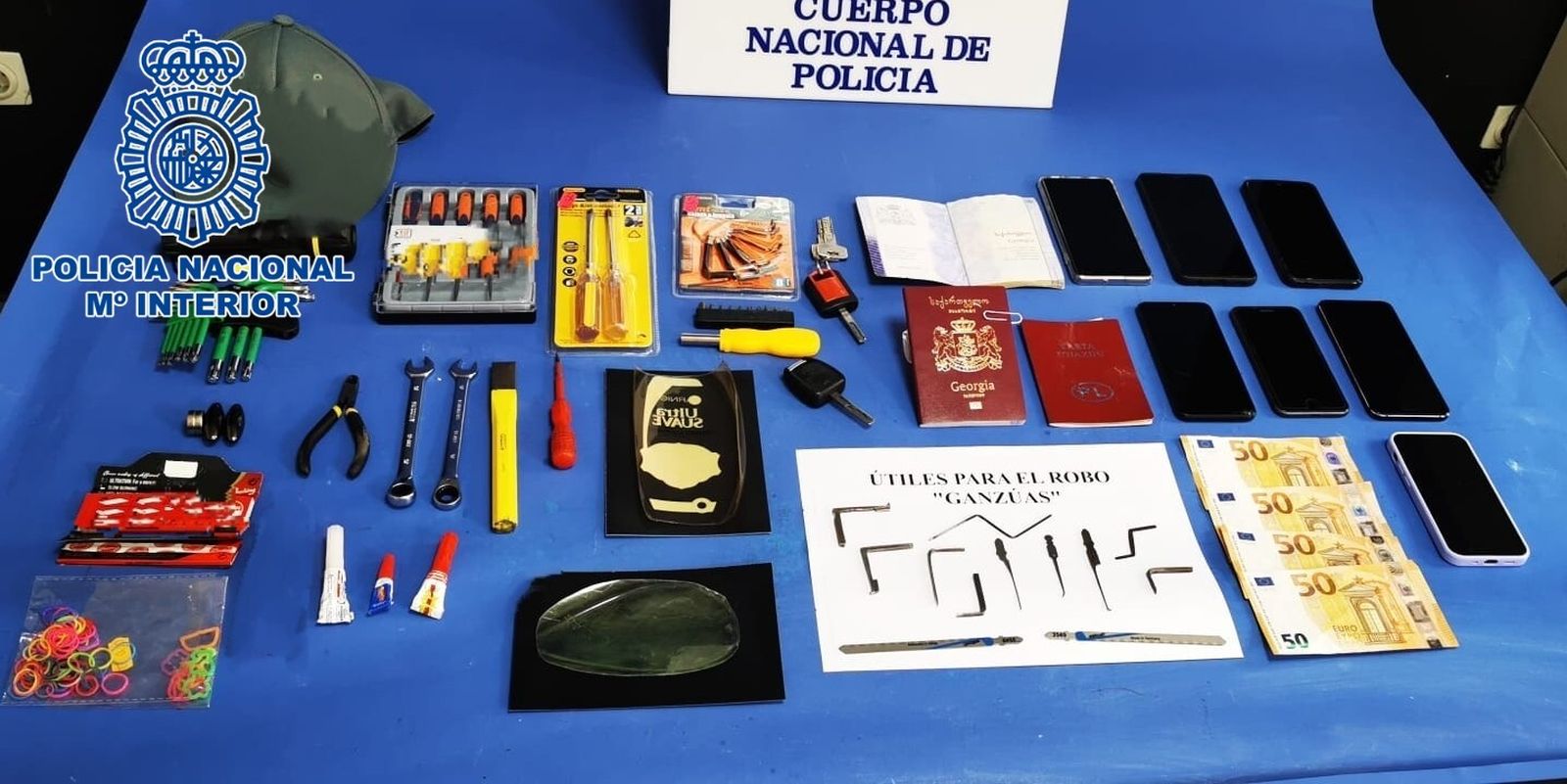 Efectos intervenidos por la Policía Nacional.