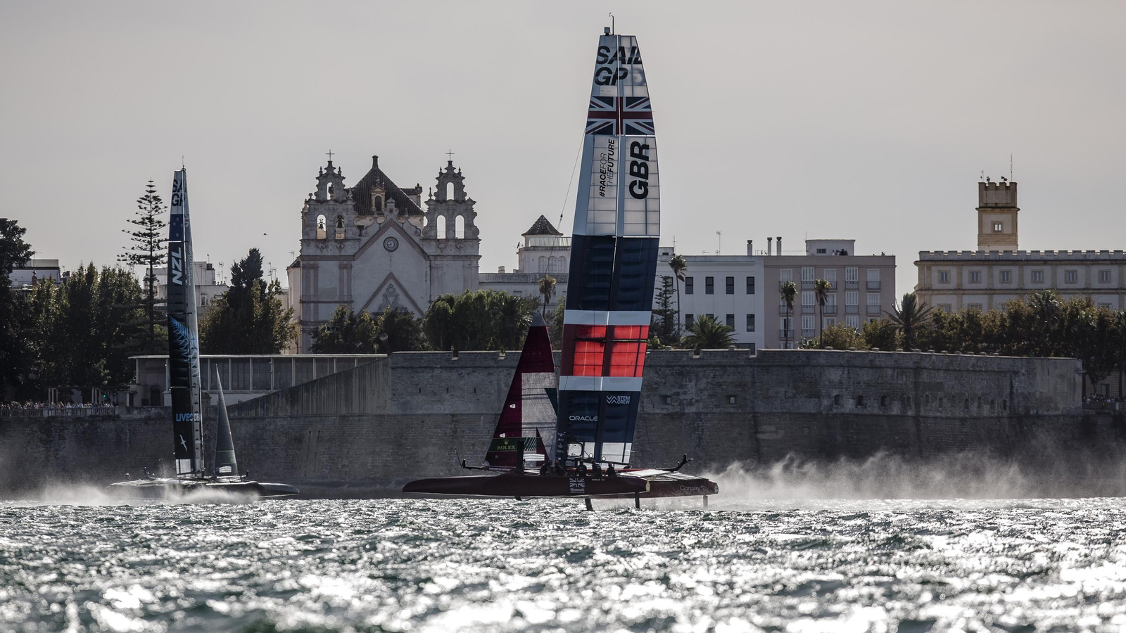Las imágenes de la final de la SailGP en Cádiz
