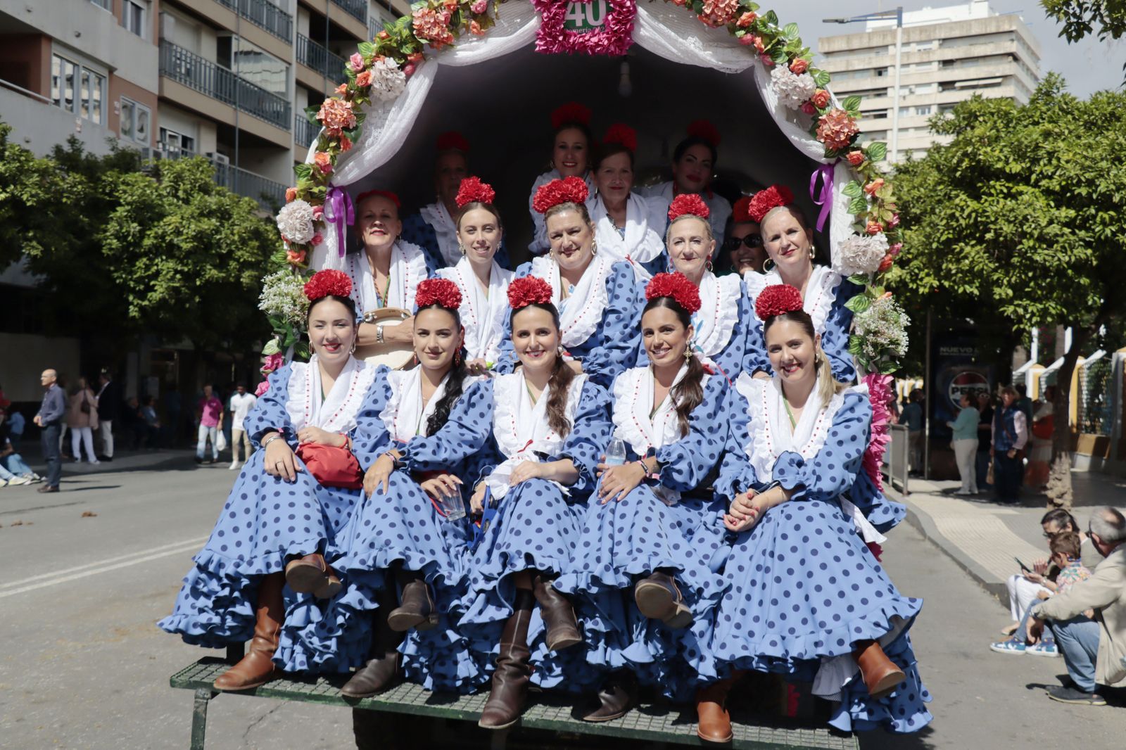 Imágenes de los carros de la Hermandad del Rocío de Huelva