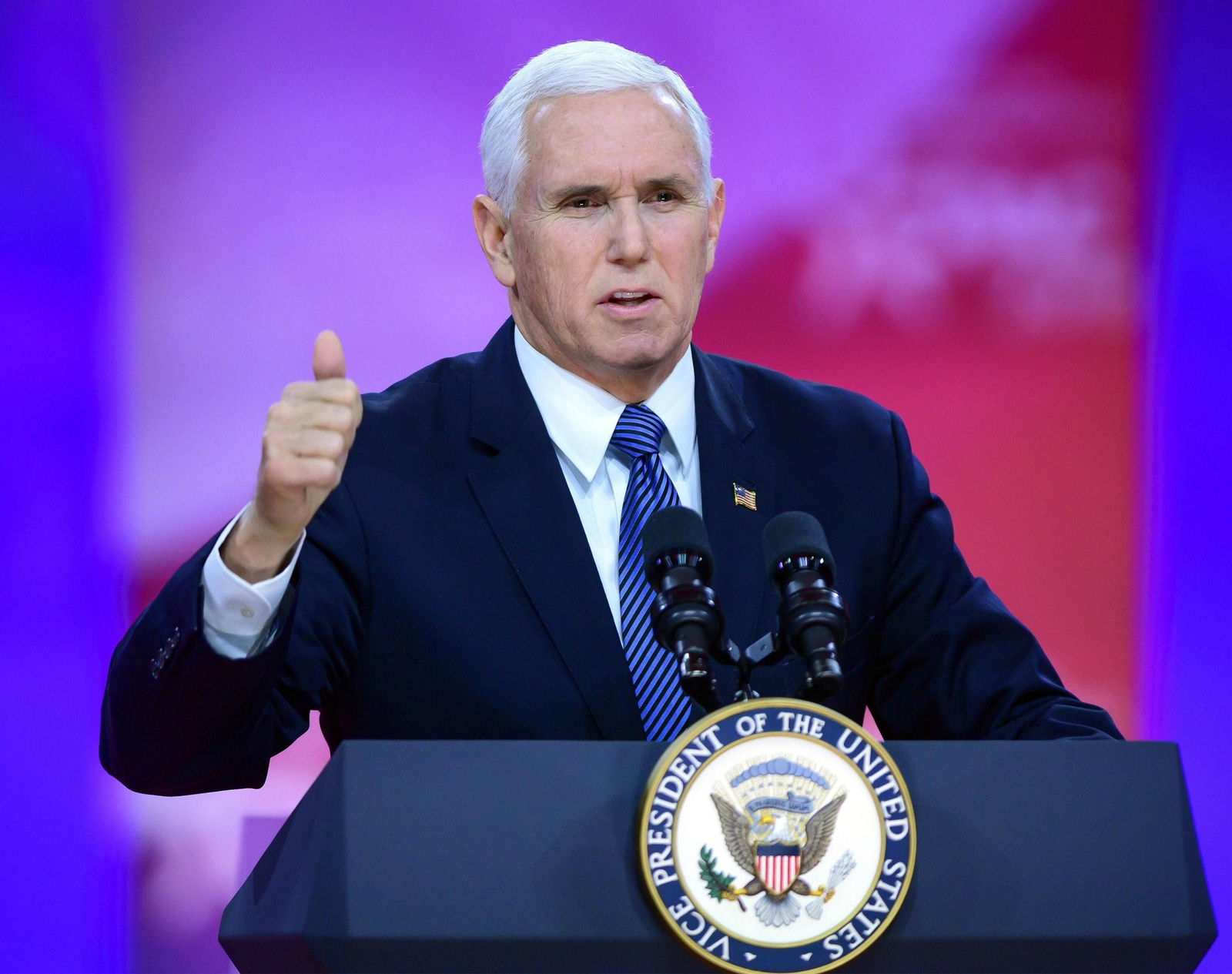 Mike Pence interviene en la Conferencia de Acción Política Conservadora en National Harbor. Mike Pence interviene en la Conferencia de Acción Política Conservadora en National Harbor.