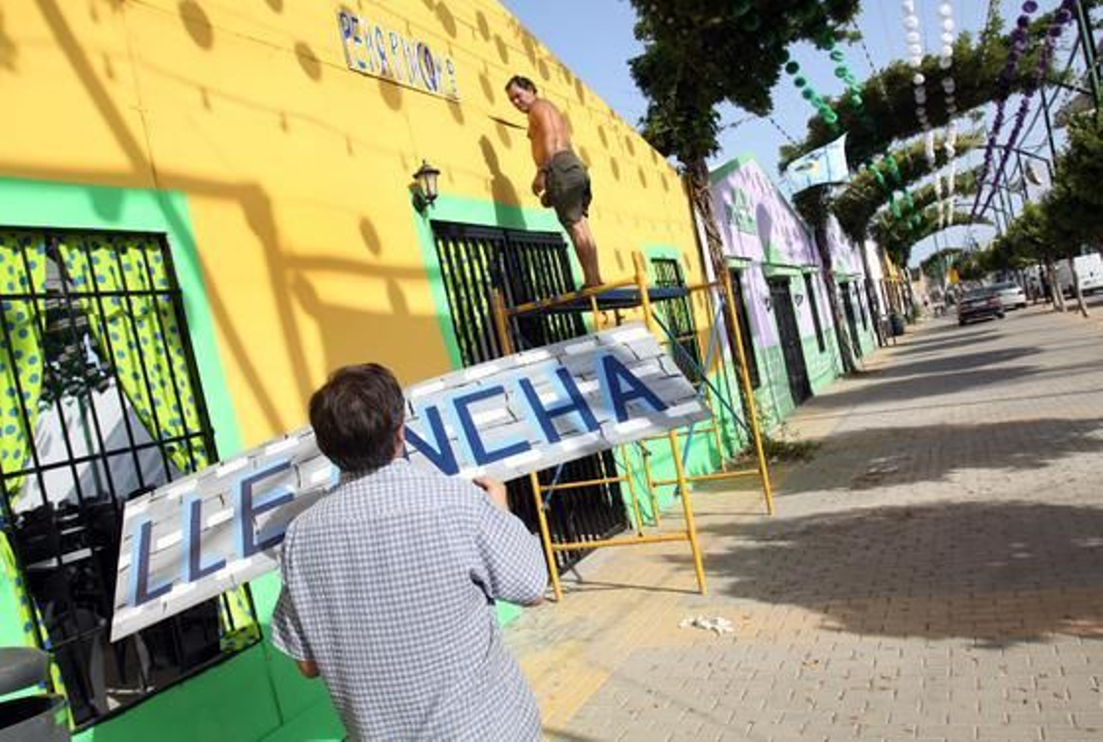 El Real Cortijo de Torres se prepara para la Feria de Málaga.
