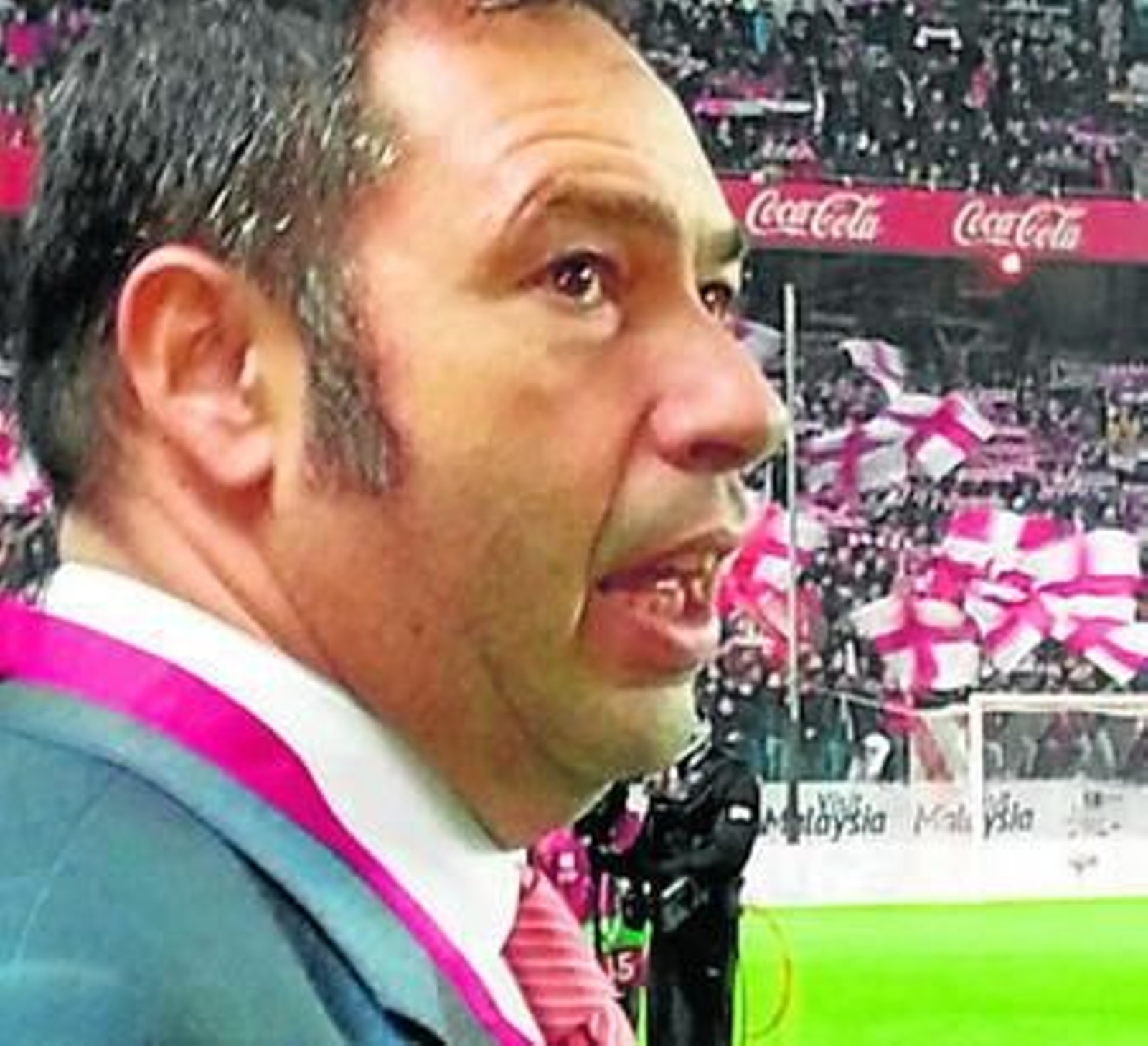 "Me enorgullece más mi abono 443 que los títulos como jefe de prensa"