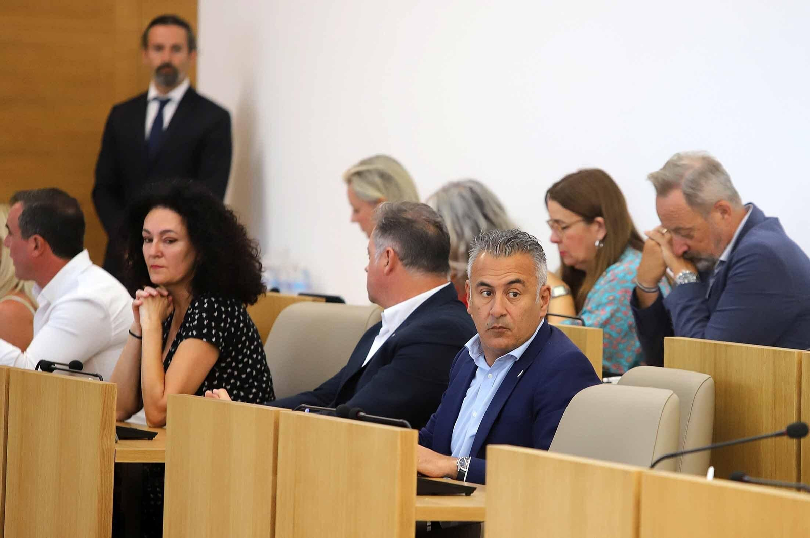 Imágenes del pleno extraordinario celebrado en la Diputación de Huelva