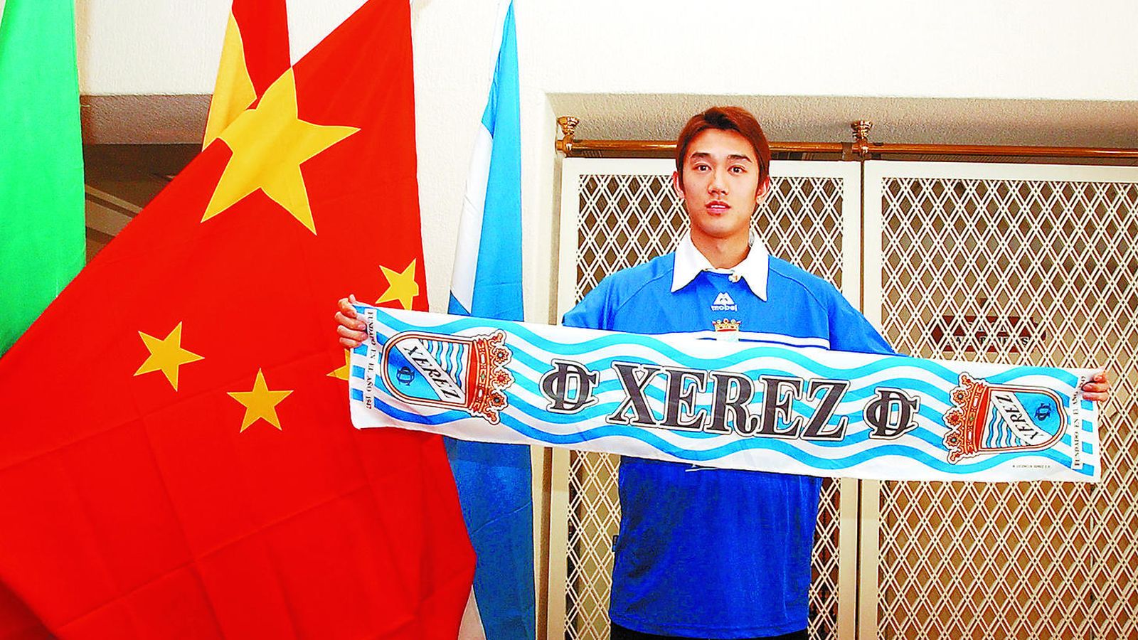 Shang Yi, el día de su presentación como jugador del Xerez CD.
