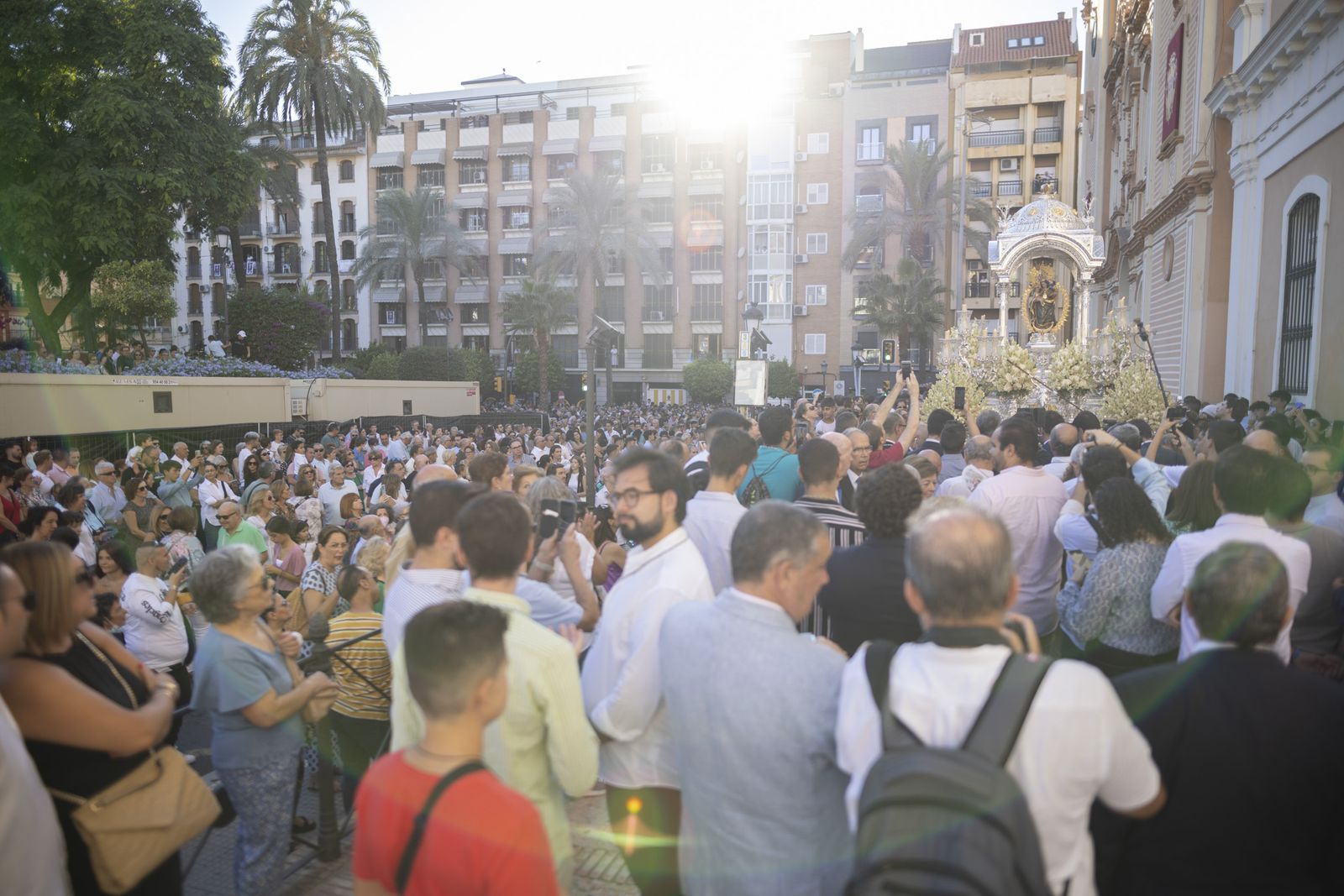 Imágenes de la salida de la Virgen de la Cinta desde la Catedral hacia el Santuario