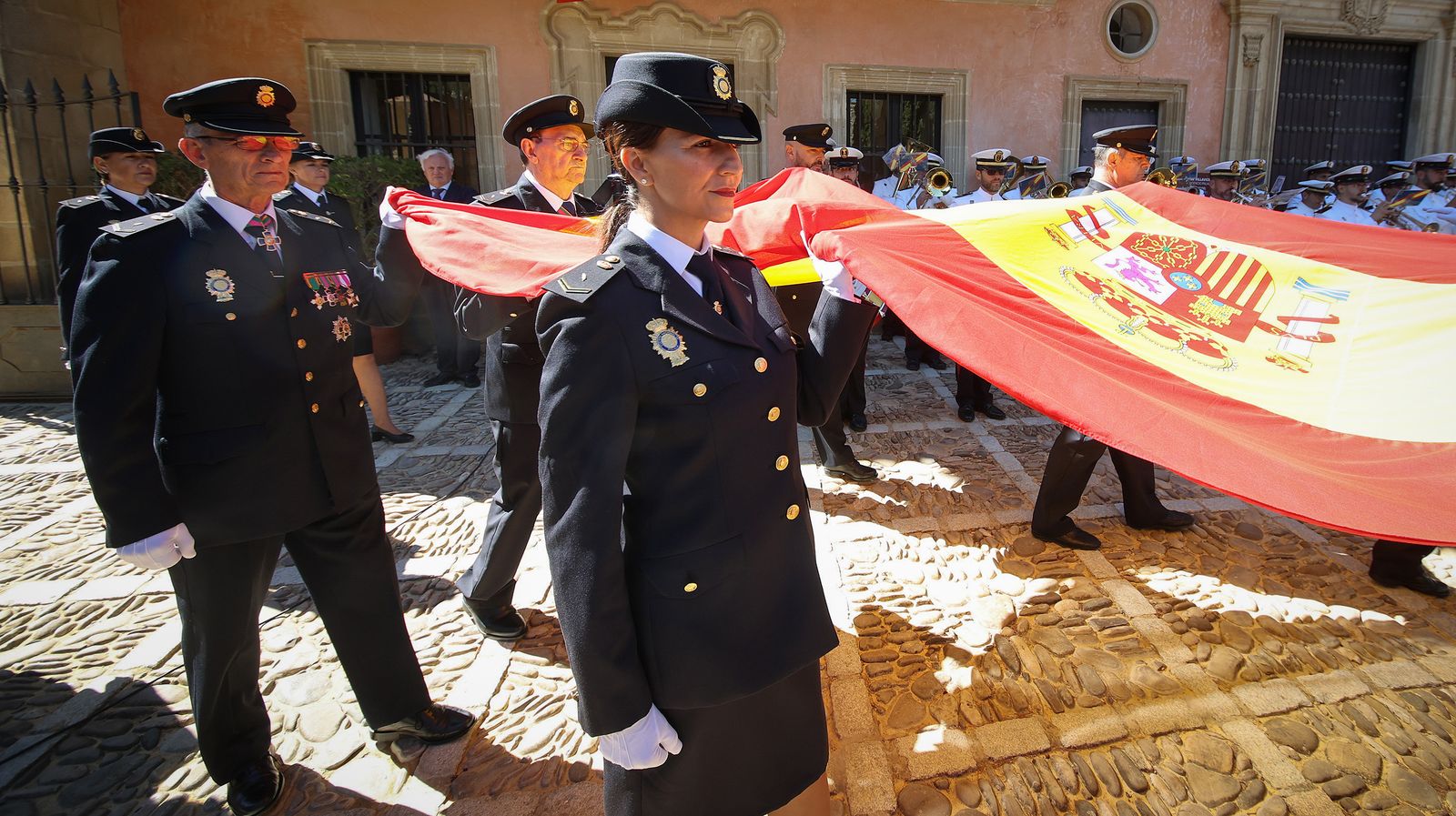 Emotivo acto por el Día de la Policía Nacional celebrado en Jerez