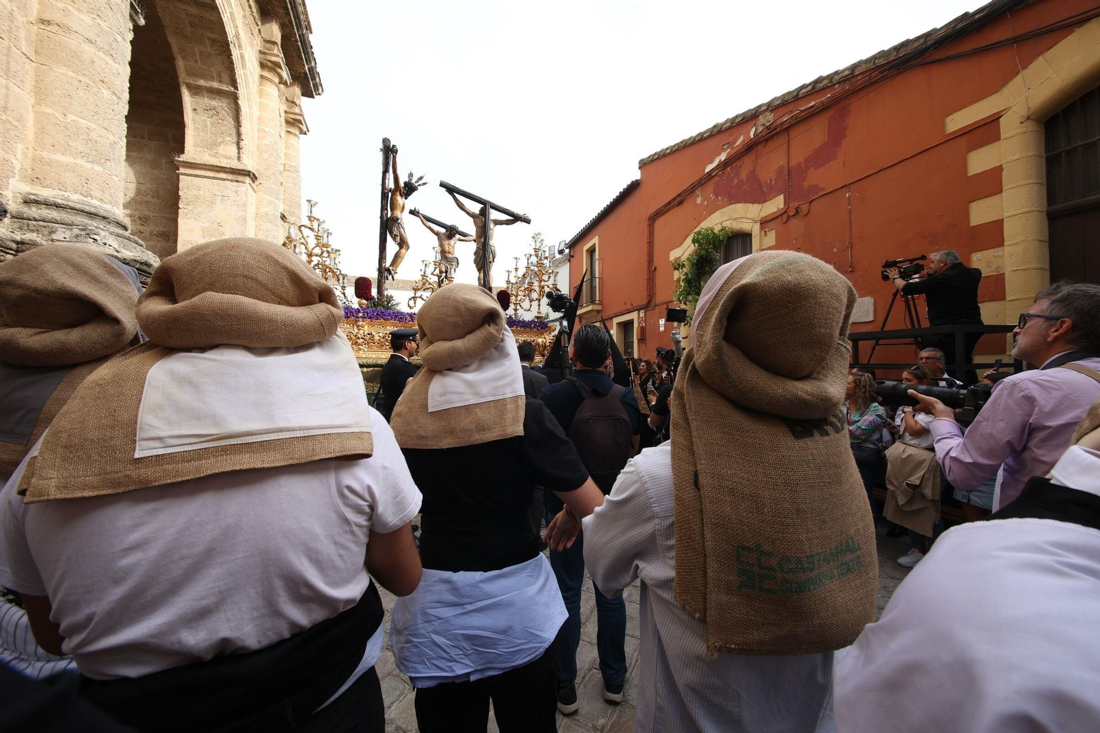 Jueves Santo en Jerez: imágenes de la Hermandad de la Vera Cruz