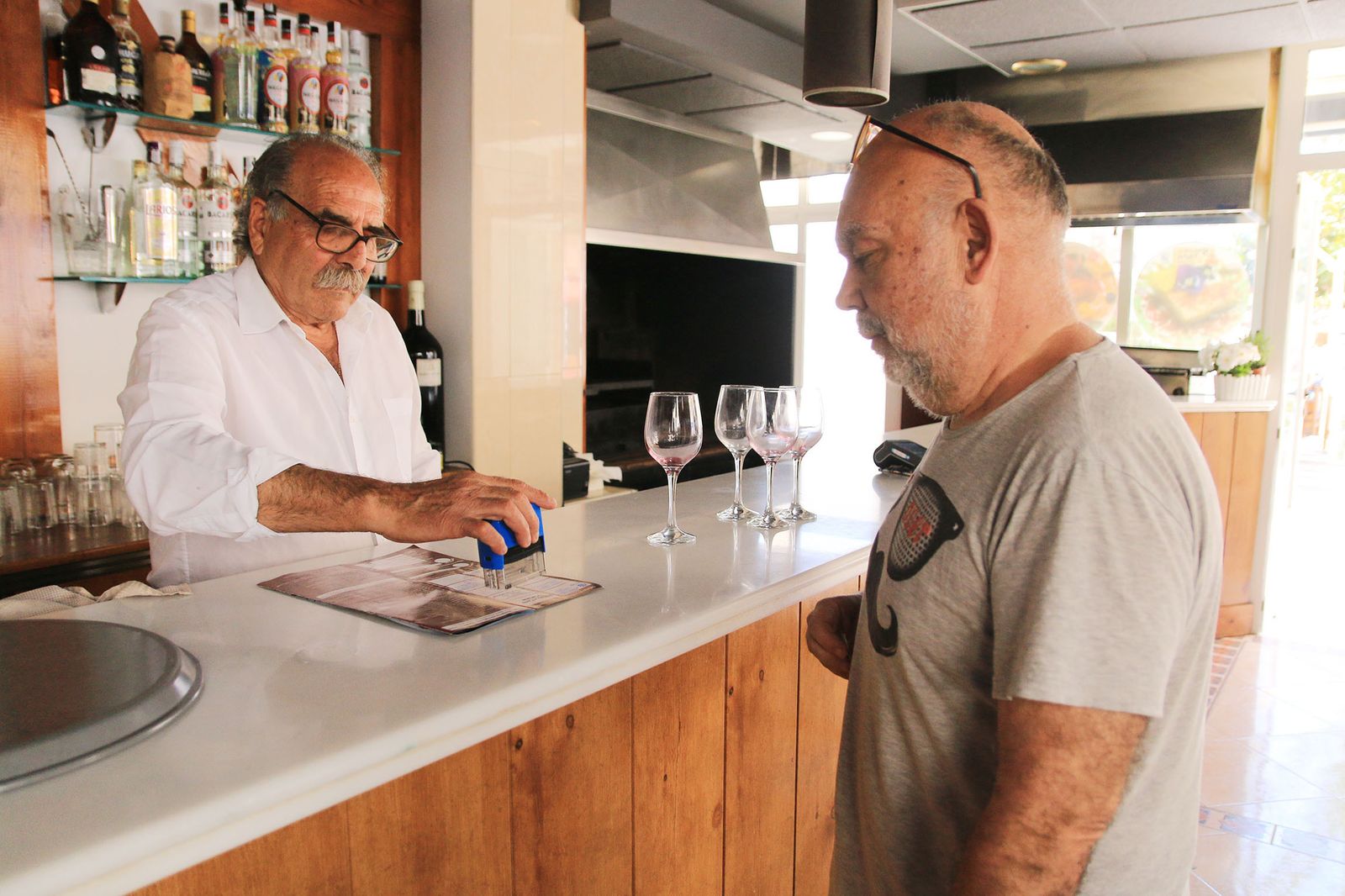 Garrucha llena sus bares con la VI Ruta de la Tapa