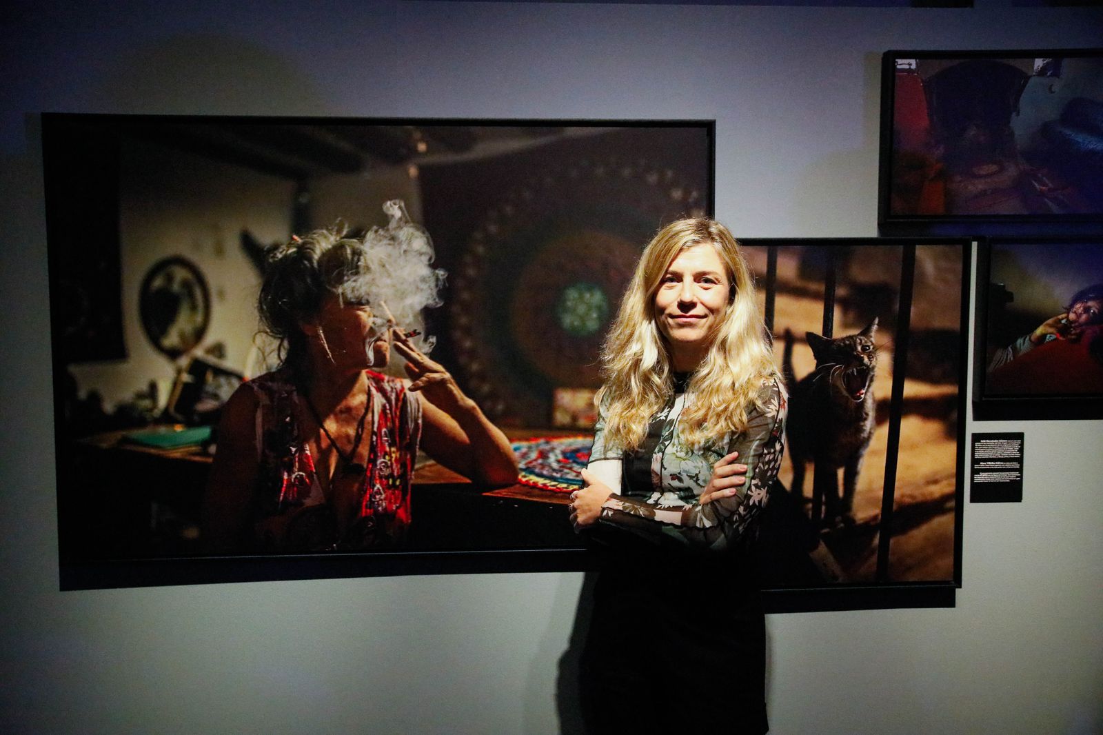 Te contamos en imágenes como ha sido el inicio de la exposición Brujas de Judith Prat