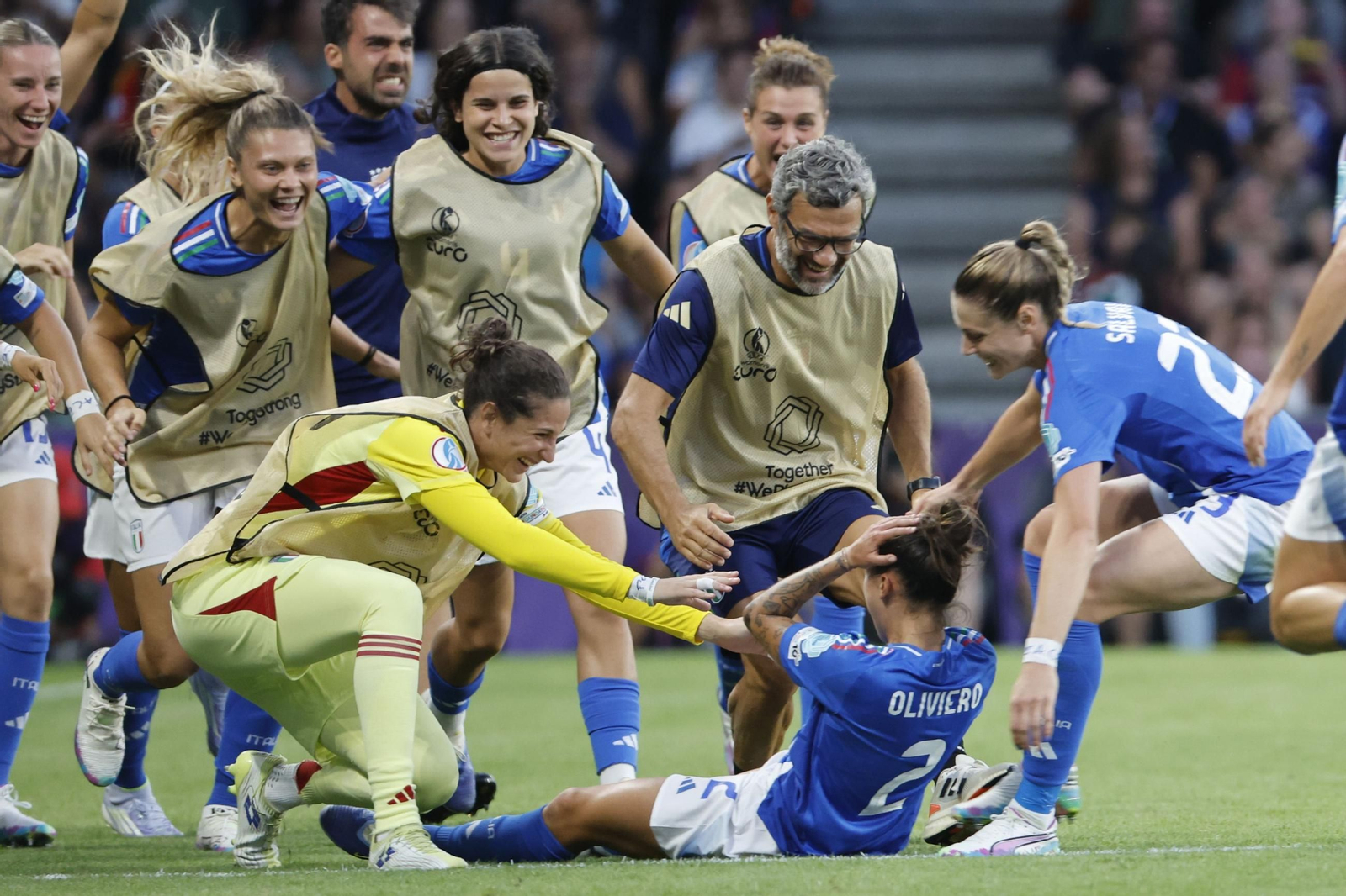 Las fotos del Italia - España de la Eurocopa femenina