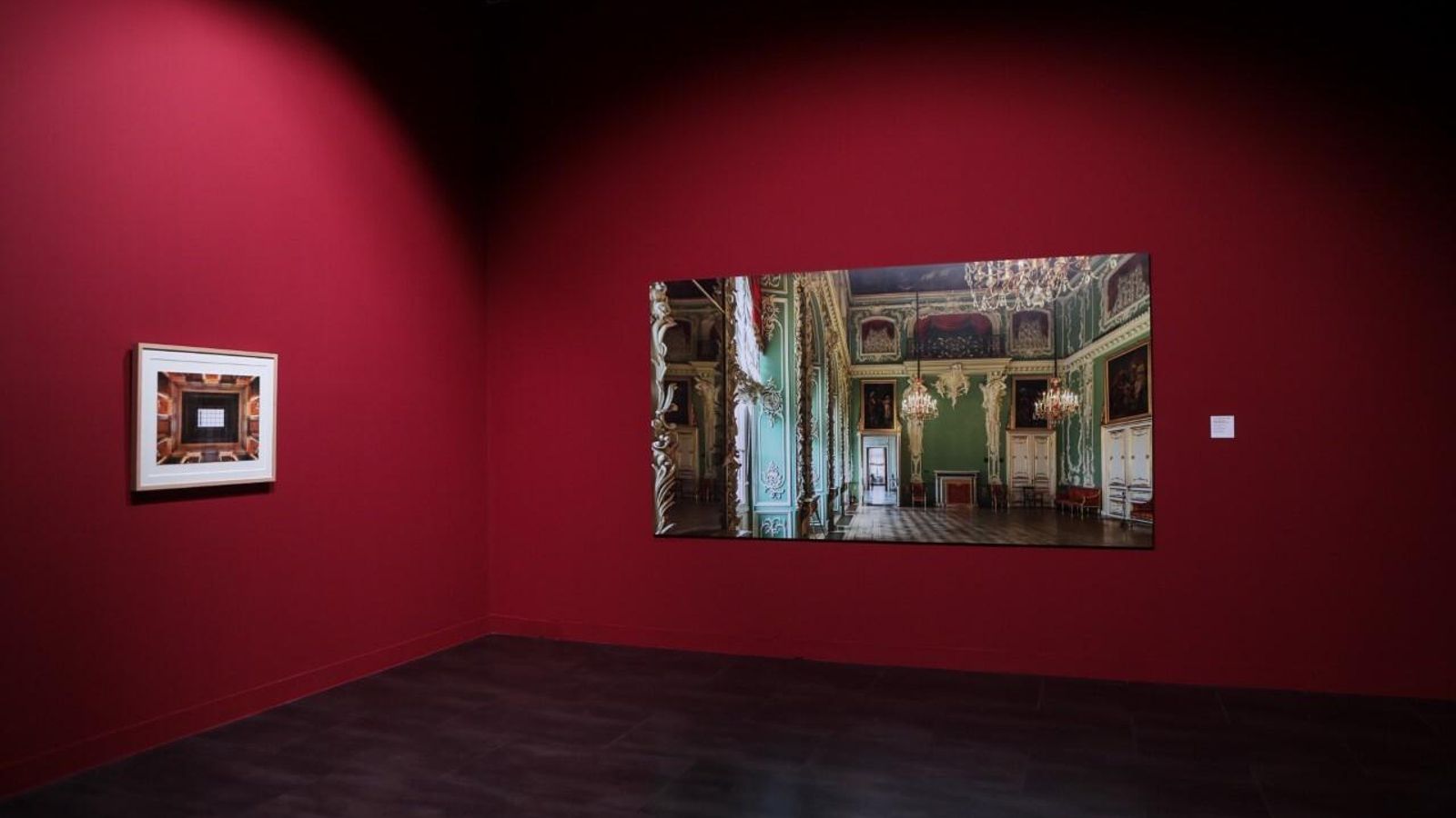 Fotografías de José Manuel Ballester en la exposición 'Ausentes'.