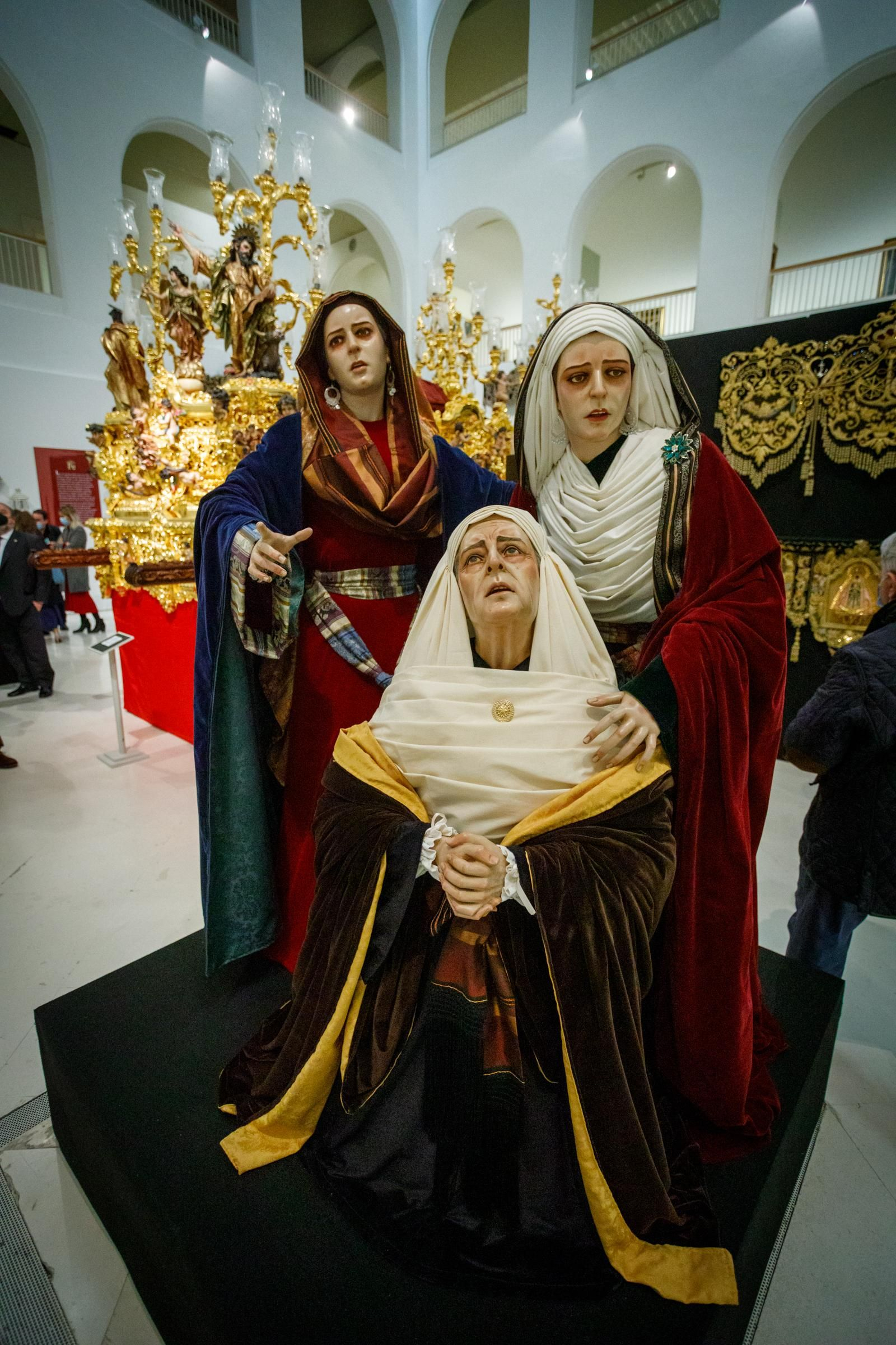 Exposición 'Una historia de fe' de la Semana Santa de Cádiz