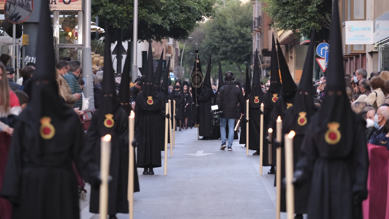 Procesión del Santo Entierro en Almería, en imágenes.