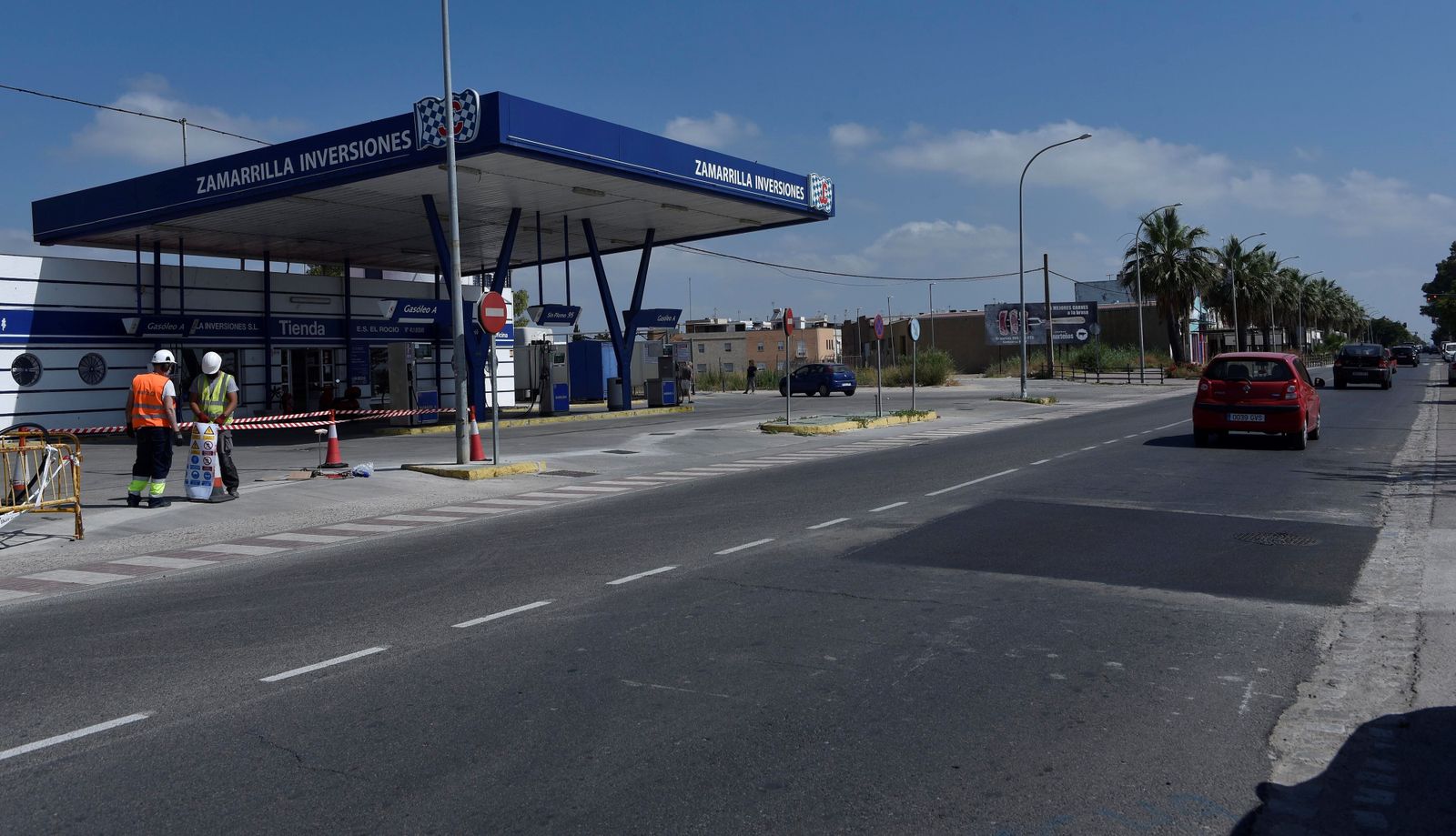 Exterior de la gasolinera  que está en el origen de los problemas de contaminación en Coria