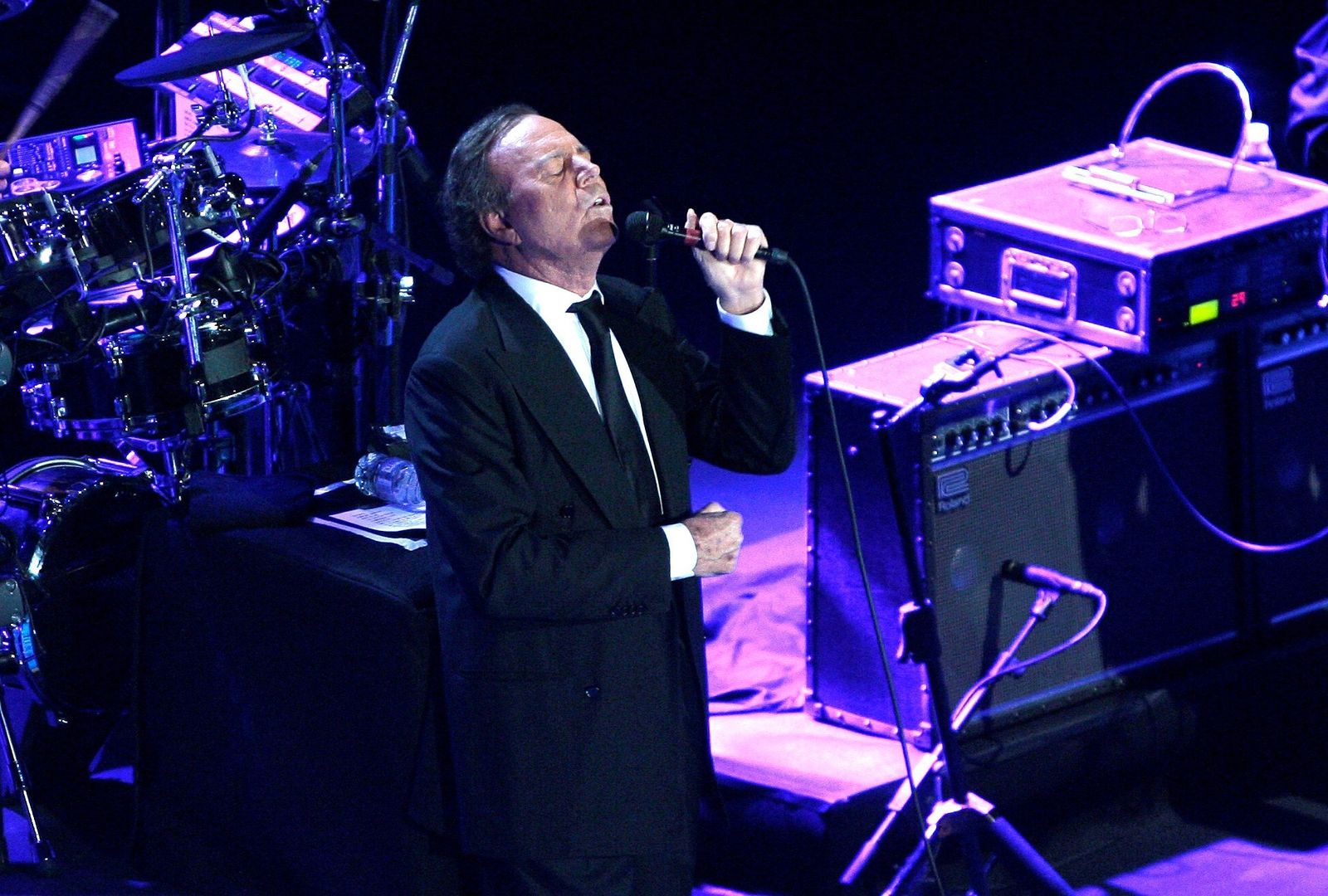 Julio Iglesias, durante un concierto.