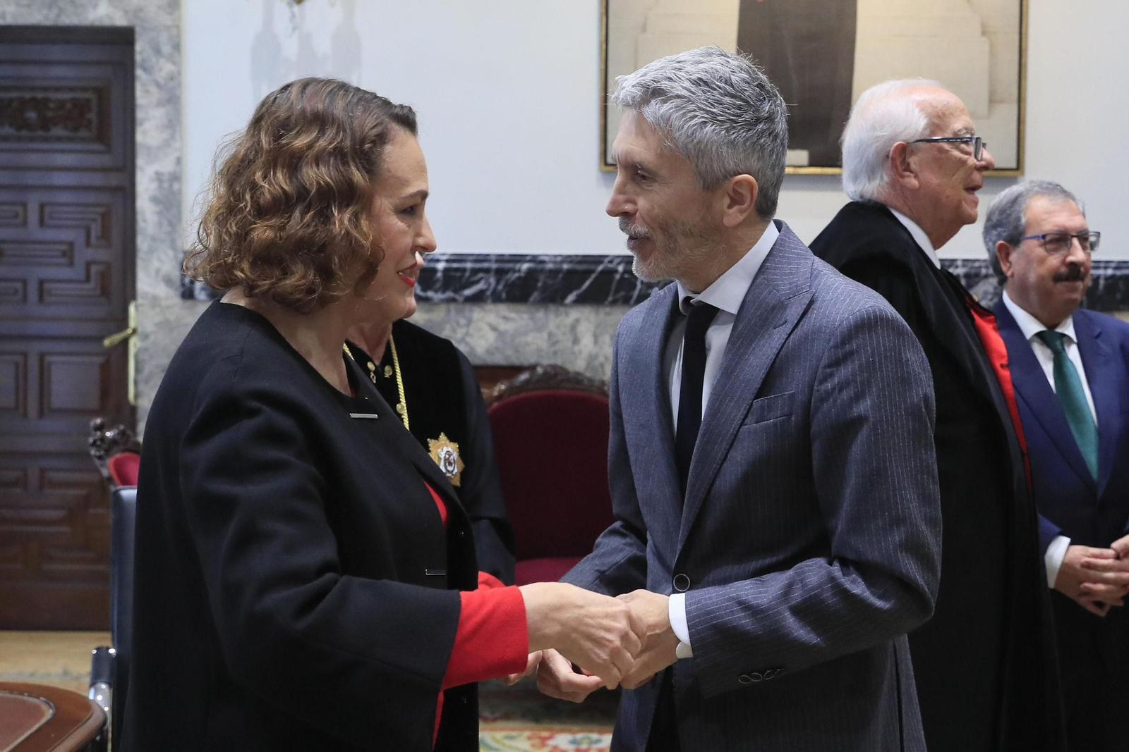 Fernando Grande-Marlaska saluda a Magdalena Valerio en su toma de posesión como presidenta del Consejo de Estado