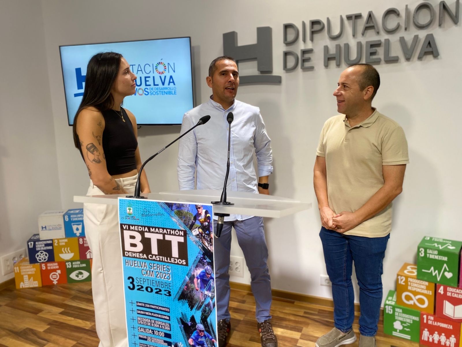 Presentación de la Media Maratón de BTT 'Dehesa Castillejos'.
