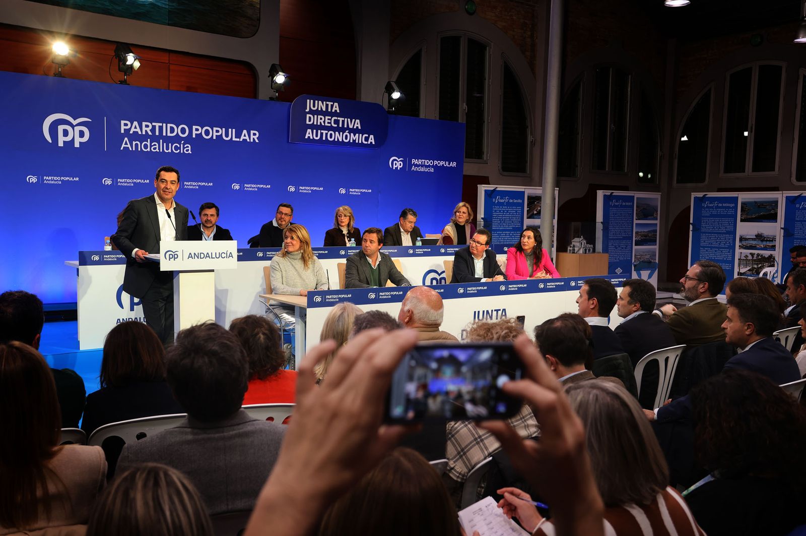 Imágenes de la Junta Directiva del PP celebrada en Huelva