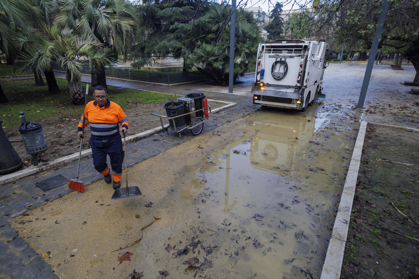 Las imágenes de la apertura de la nueva plaza de España. Las imágenes de la apertura de la nueva plaza de España.