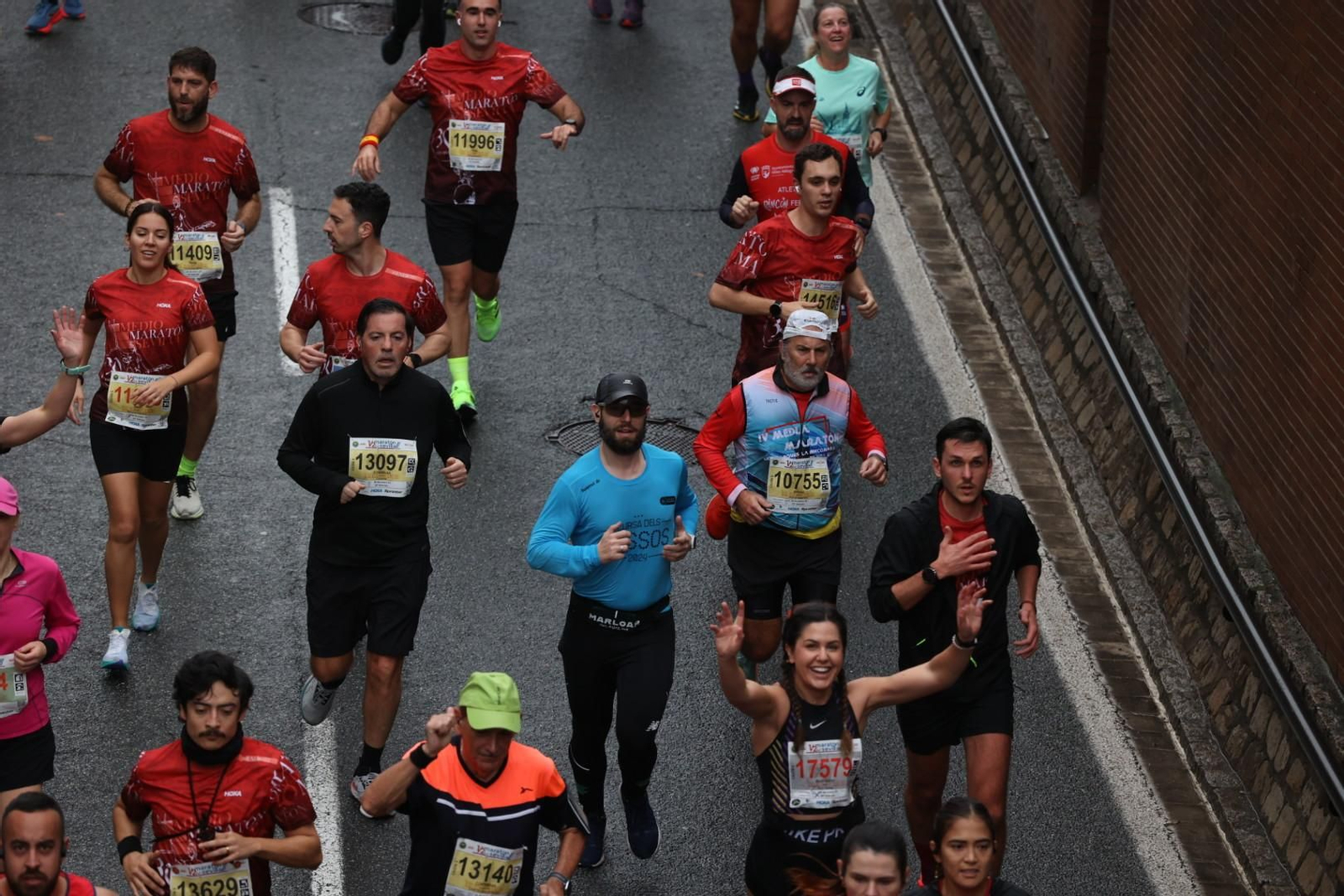 Búscate en la Media Maratón de Sevilla 02
