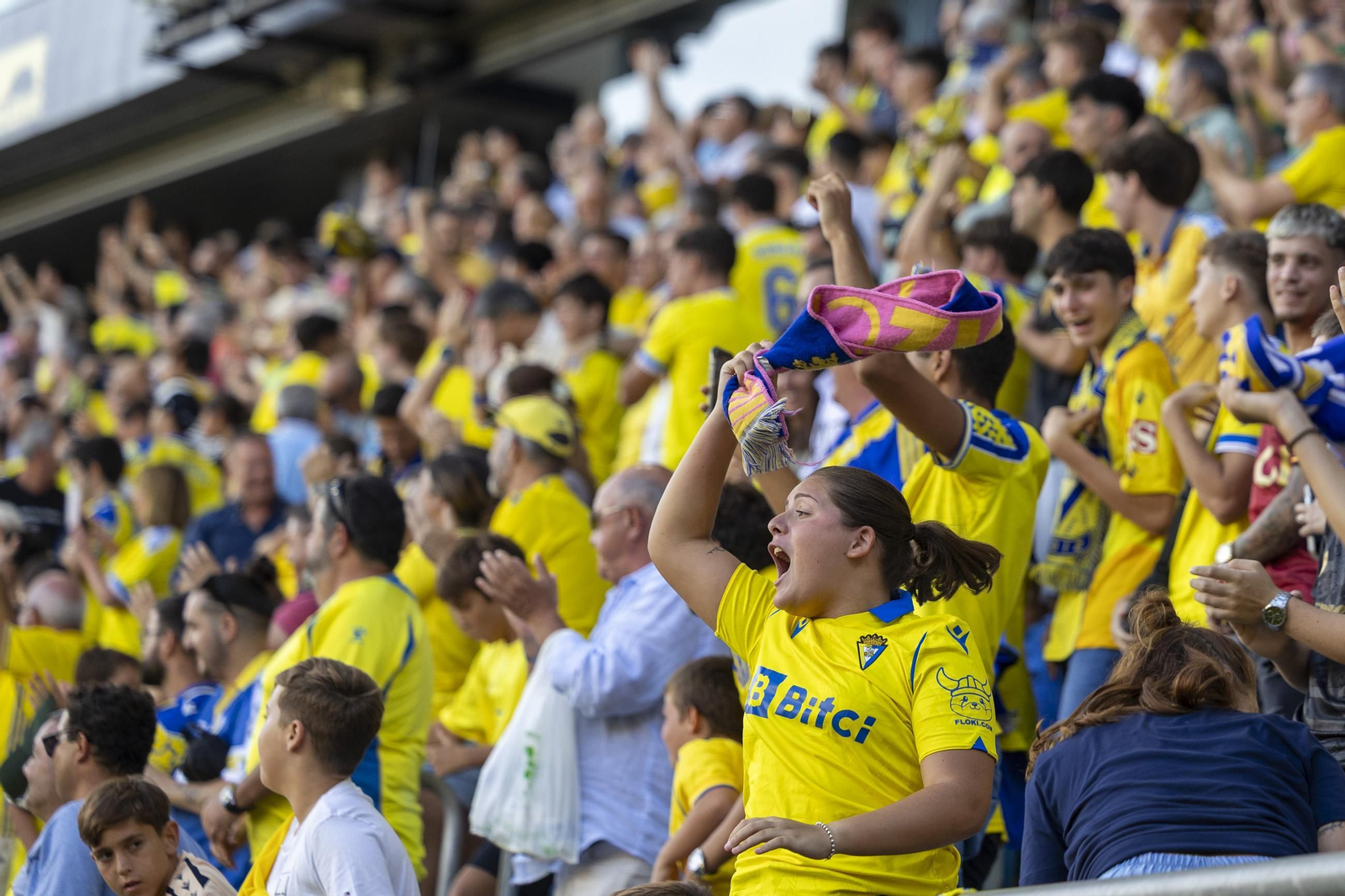 Búscate en las imágenes del Cádiz CF-Albacete