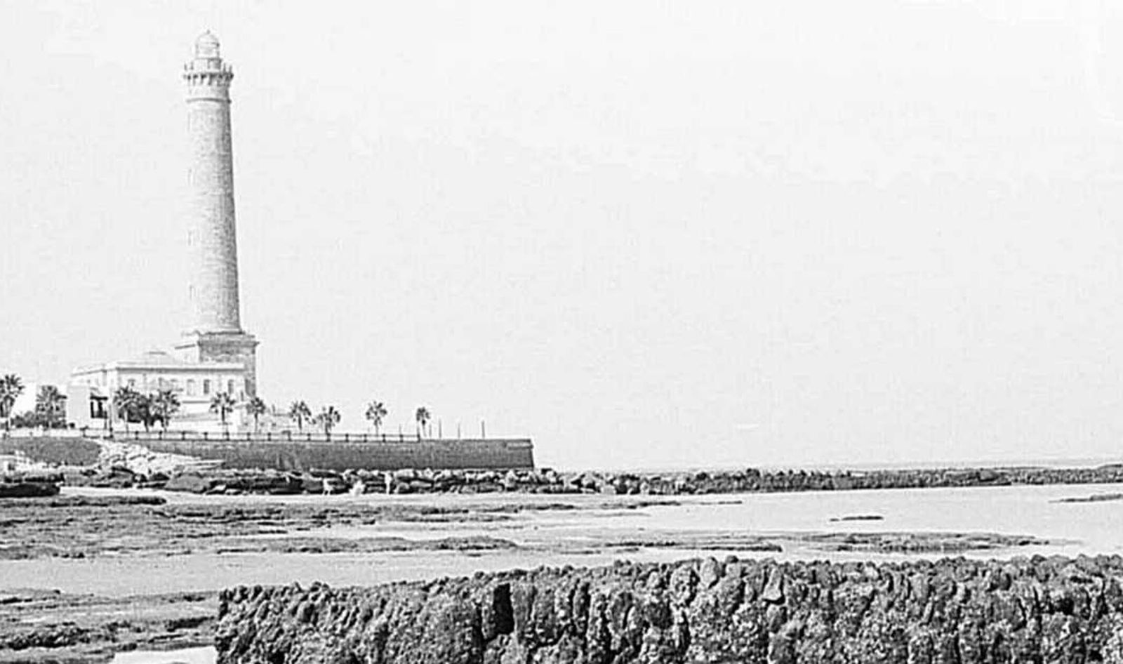 1892 hace 125 añosPrimera piedra para el sanatorio de niños de Chipiona