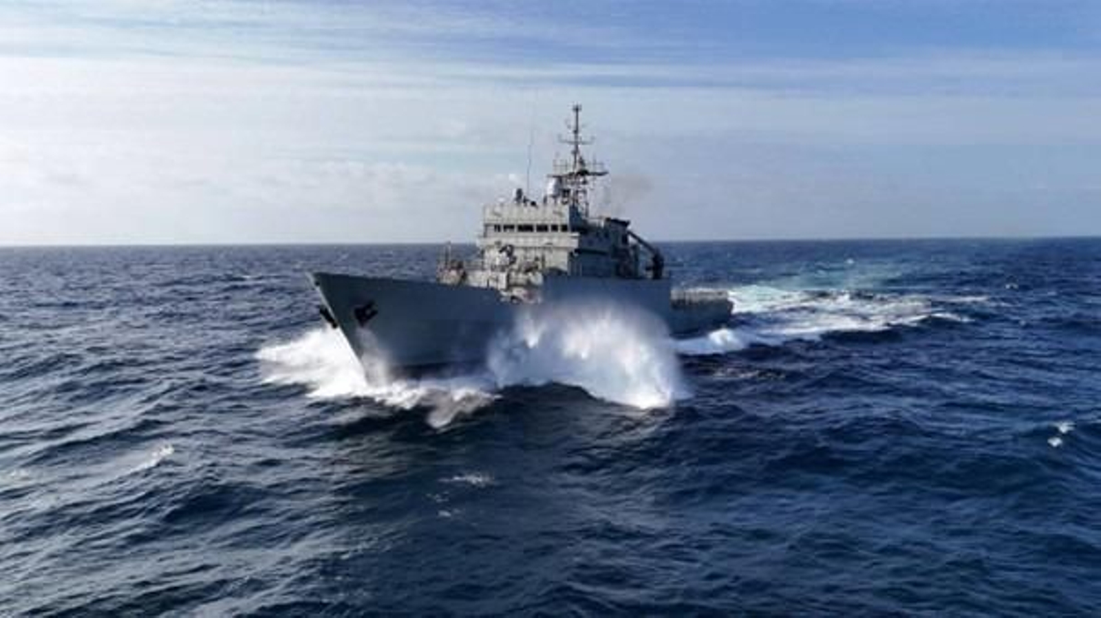 El patrullero 'Vigía' de la Armada comienza una misión de vigilancia en aguas de interés nacional.