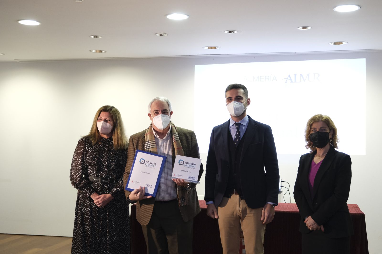 Entrega de distinciones a empresas almerienses que instauran la igualdad entre sus trabajadores