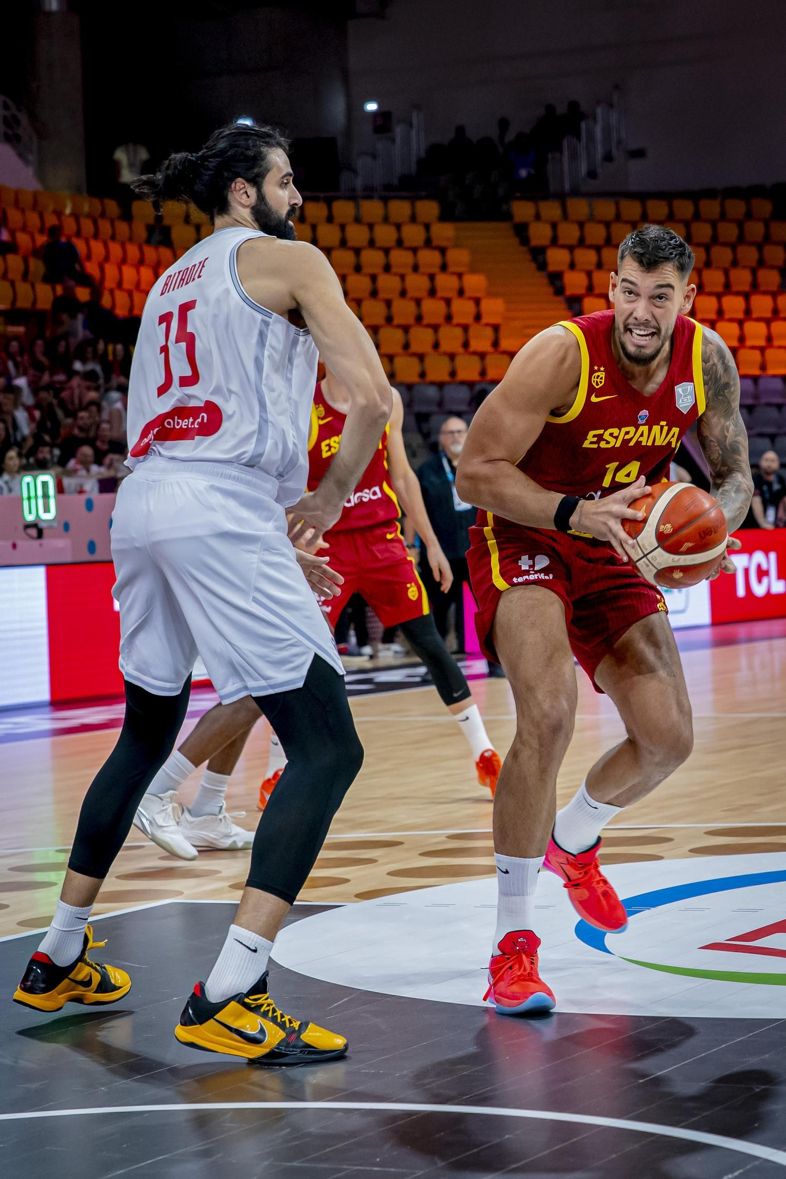 Las fotos del Georgia - España de baloncesto
