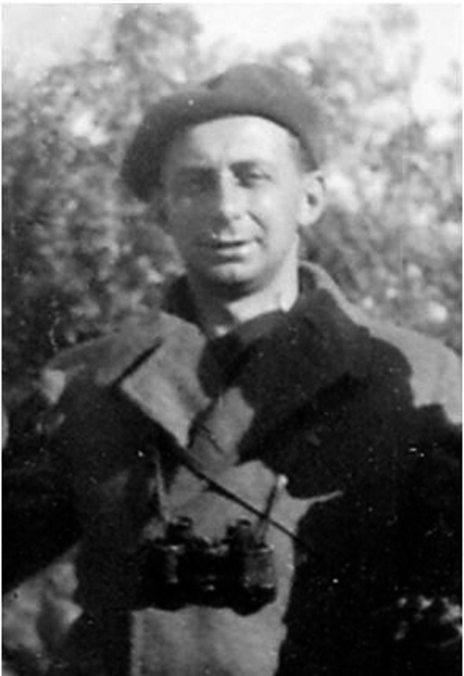 Retrato del poeta británico Ralph Fox, tomada el mismo día de su muerte en la batalla de Lopera.