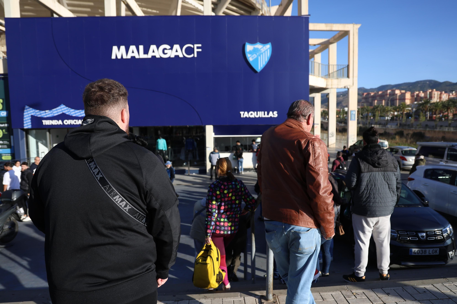 Las fotos de las colas para el Recreativo Granada-Málaga Las fotos de las colas para el Recreativo Granada-Málaga