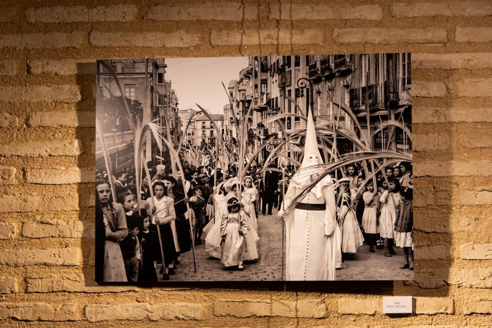 El legado fotográfico de los Ortega recoge los últimos 80 años de Semana Santa en Jaén